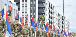 Svečani defile zastava jedinica Vojske Republike Srpske u Istočnom Sarajevu