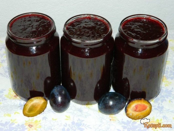 17658-dzem-od-sljiva-zoom