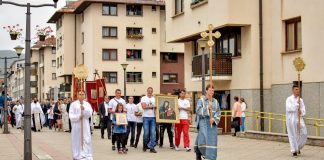 Срећна ти слава Пале! – ГЛАС РЕГИЈЕ.057