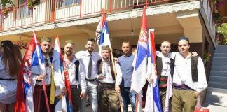 Свадба: Момци у ношњама дошли по Јовану у Рудо – ГЛАС РЕГИЈЕ.057