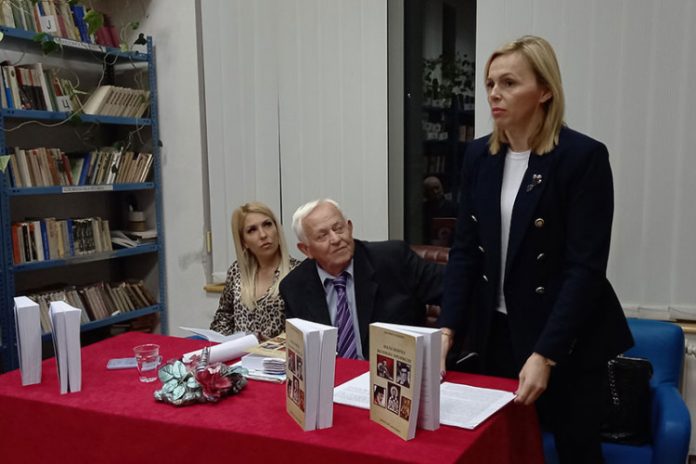 20221118121326-443605