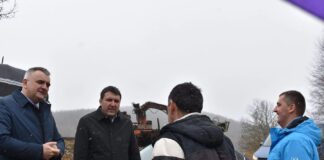 Министар Минић у посјети фарми музних грла у соколачком селу Озерковићи – ГЛАС РЕГИЈЕ.057