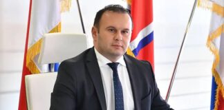 ĆOSIĆ: „1.mart je dan kada je ubijen srpski svat na Baščaršiji“ – GLAS REGIJE.057