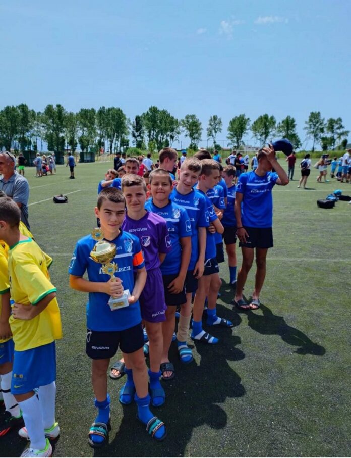 IMG-45c03519038f9aa69212526d8bfafe0b-V