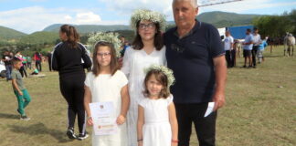 Станко Вуковић, један од награђених произвођача кромпира – ГЛАС РЕГИЈЕ.057