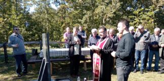 Село Камен: Парастос за 31 сељана које су побиле усташе – ГЛАС РЕГИЈЕ.057