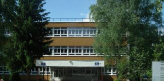 Lažna dojava o bombi u I.Novom Sarajevu – GLAS REGIJE.057