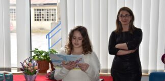 Промоција књиге „Буди срећан гдје год да си“ младе Ене – ГЛАС РЕГИЈЕ.057