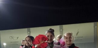 На Палама свечано дочекана Ања Делипара – ГЛАС РЕГИЈЕ.057