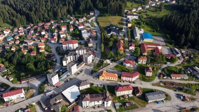 han-pijesak-060323-tw1024