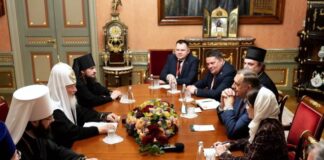 Патријарх РПЦ Кирил на састанку са Додиком – 057.ГР