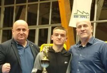 Боксеру Александру Вељовићу побједнички пехар на Меморијалном турниру „Средоје Зекановић“ у Милићима – 057