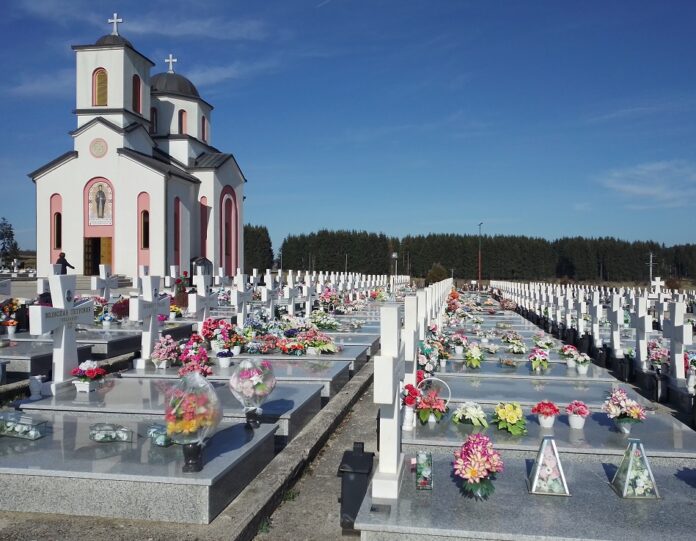 Соколац - Војничко-спомен гробље