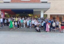 Више од 800 дјеце и наставника са Косова и Метохије у петак долази у Српску – 057