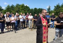 Служен помен поводом 34 година од злочина над Србима у Ратковићима – 057