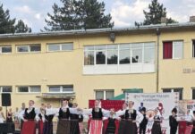 „Романијска луча“ учествовала на 21. смотри дјечијег фолклора „Шумадијски бисери“ – 057